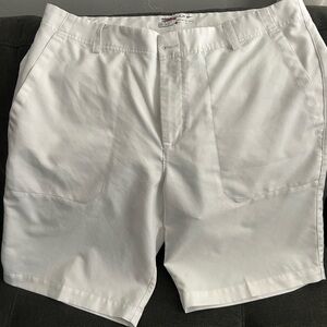 Nike Golf Dri-Fit White shorts